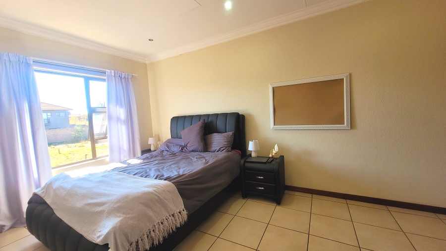 To Let 3 Bedroom Property for Rent in New Redruth Gauteng