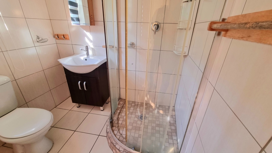 5 Bedroom Property for Sale in Crescent Wood Country Estate Gauteng