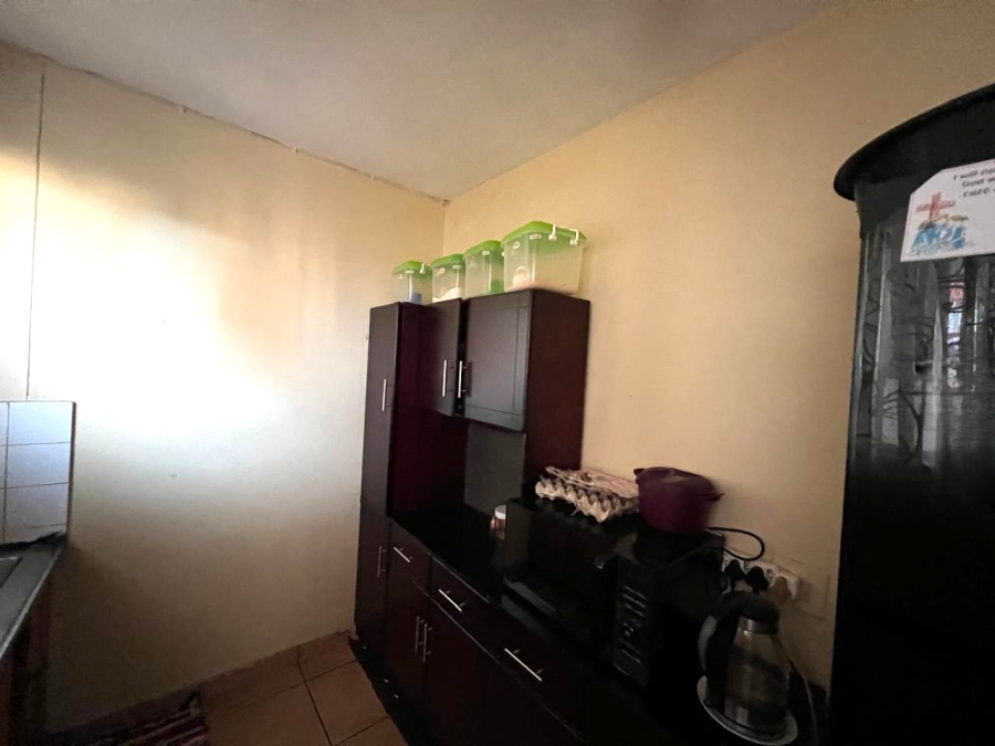 1 Bedroom Property for Sale in Vanderbijlpark CW 1 Gauteng