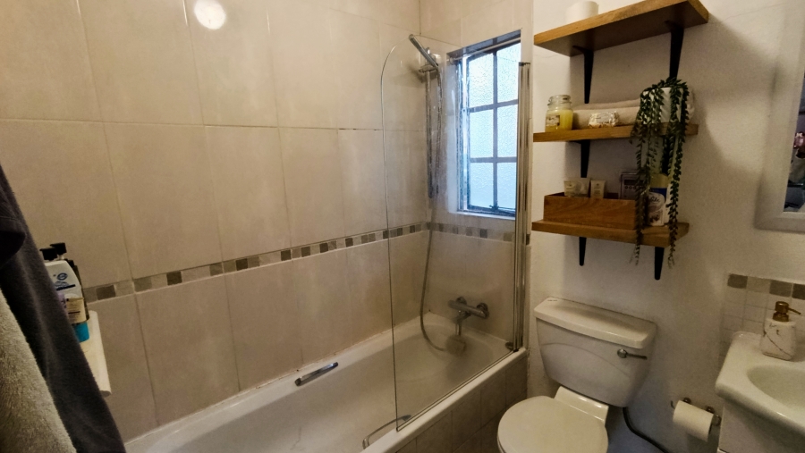 To Let 2 Bedroom Property for Rent in Rietvalleirand Gauteng