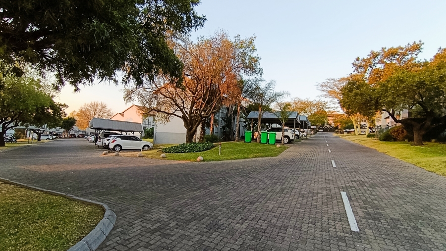 To Let 2 Bedroom Property for Rent in Rietvalleirand Gauteng