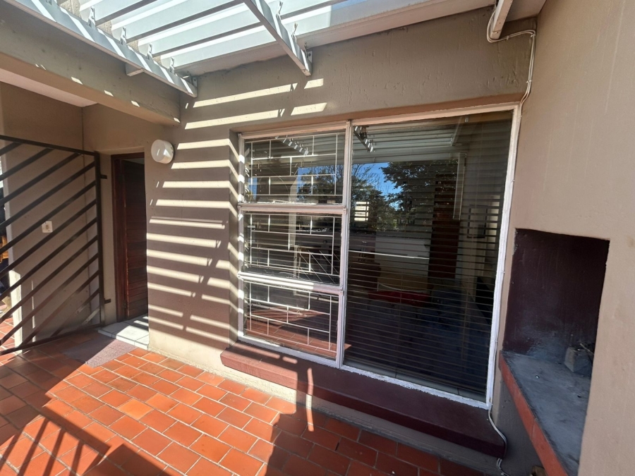 2 Bedroom Property for Sale in Vanderbijlpark SW 5 Gauteng