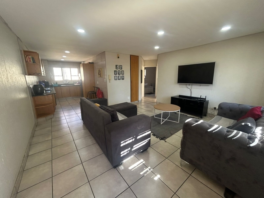 2 Bedroom Property for Sale in Vanderbijlpark SW 5 Gauteng