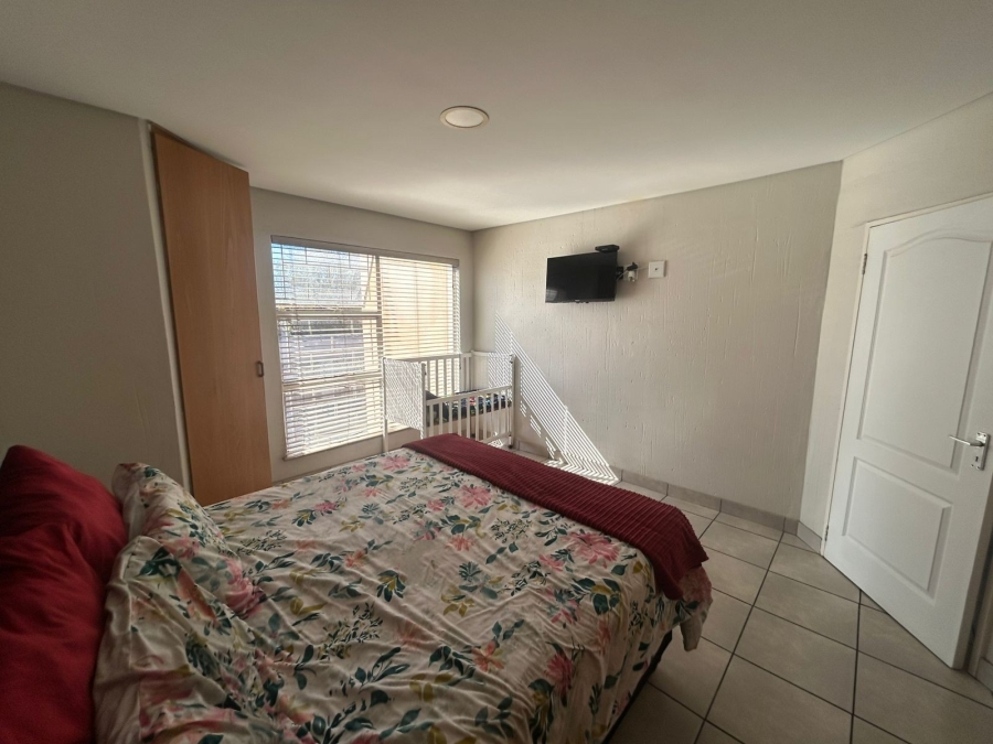 2 Bedroom Property for Sale in Vanderbijlpark SW 5 Gauteng