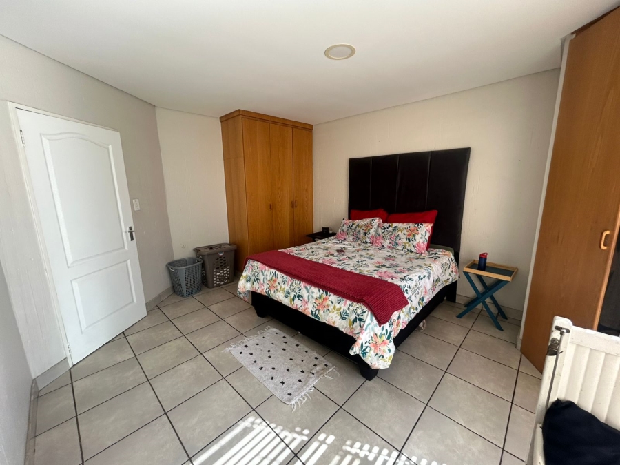 2 Bedroom Property for Sale in Vanderbijlpark SW 5 Gauteng