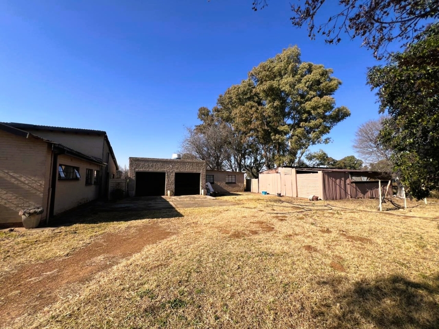 3 Bedroom Property for Sale in Mooilande Gauteng