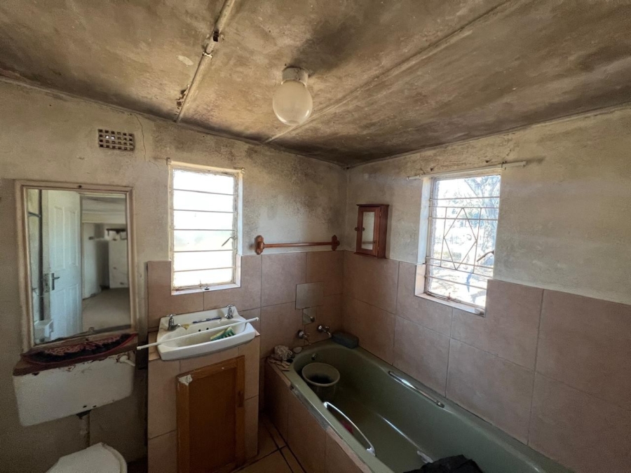 3 Bedroom Property for Sale in Mooilande Gauteng