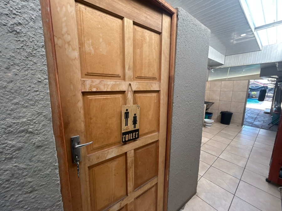 3 Bedroom Property for Sale in Roshnee Gauteng