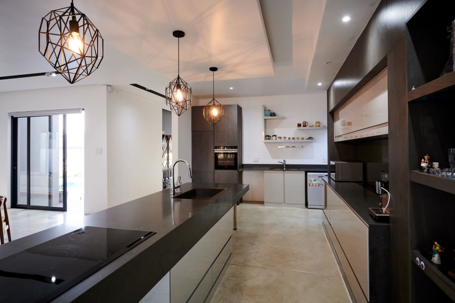 4 Bedroom Property for Sale in Waterfall Country Village Gauteng