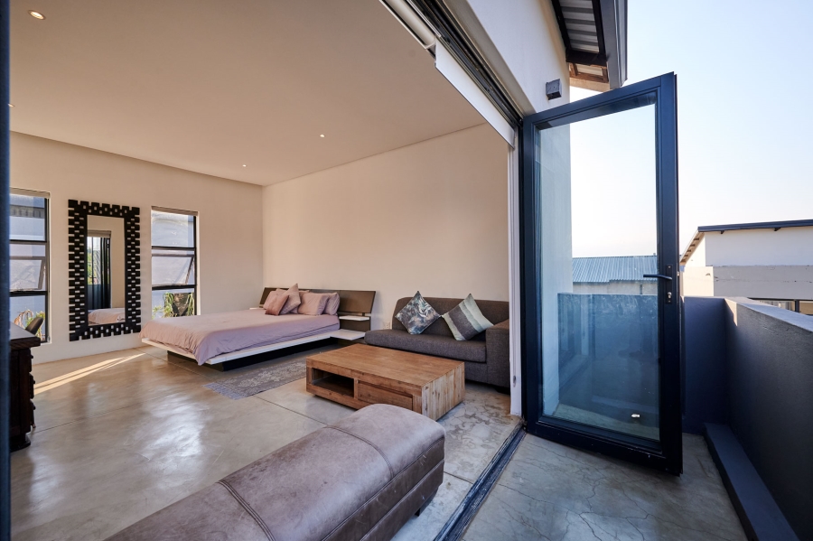 4 Bedroom Property for Sale in Waterfall Country Village Gauteng