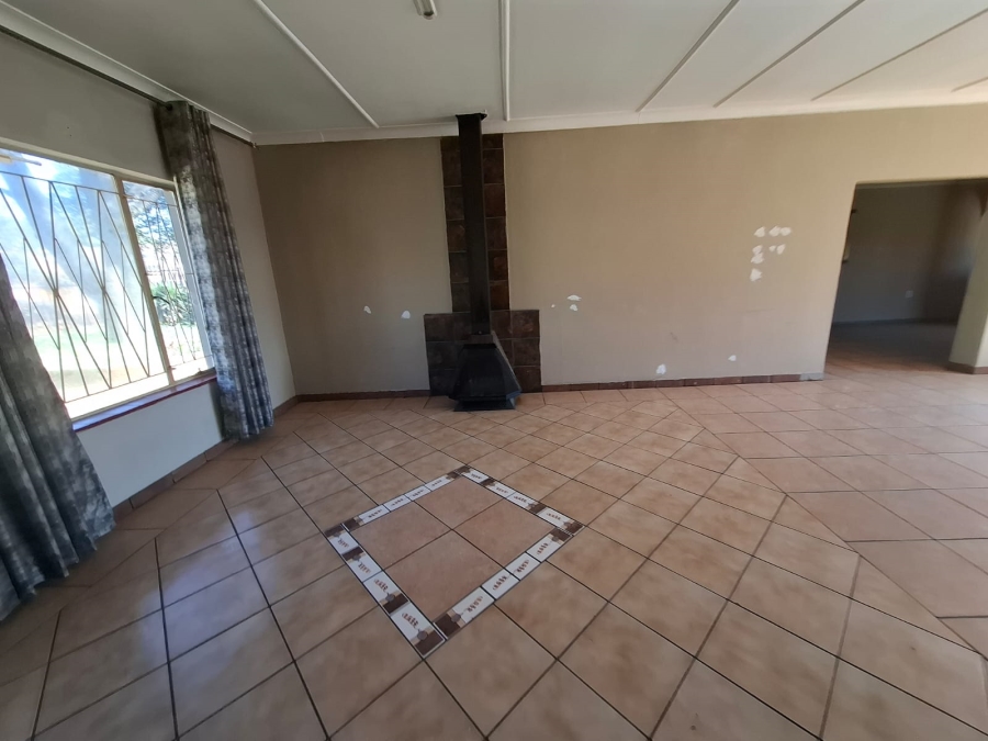 4 Bedroom Property for Sale in Meyerton Central Gauteng