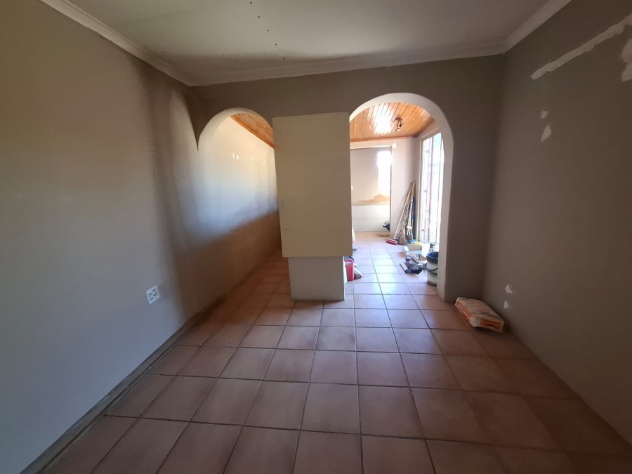 4 Bedroom Property for Sale in Meyerton Central Gauteng