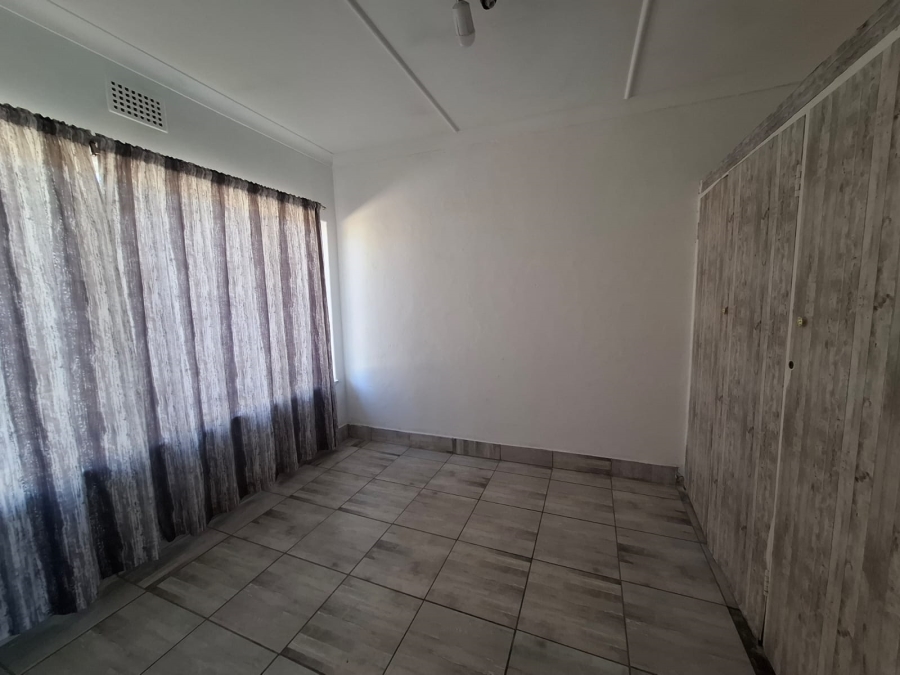 4 Bedroom Property for Sale in Meyerton Central Gauteng