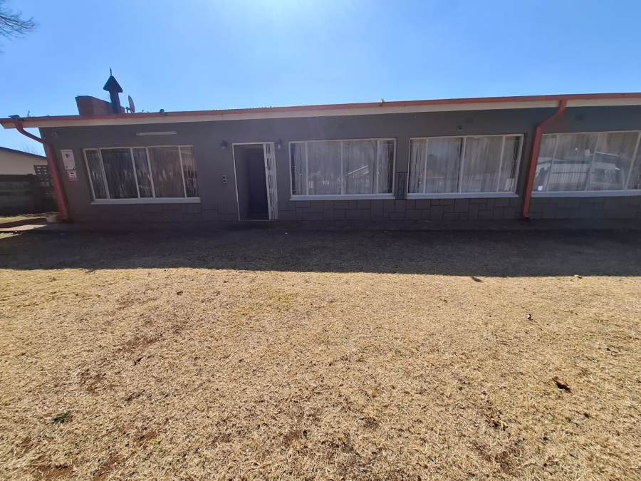 4 Bedroom Property for Sale in Meyerton Central Gauteng