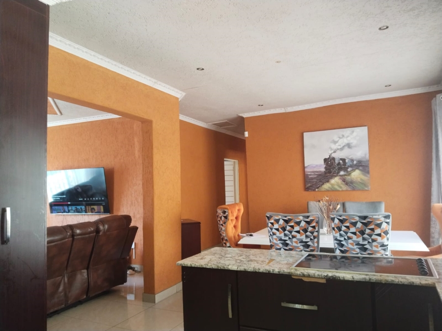 3 Bedroom Property for Sale in Kookrus Gauteng