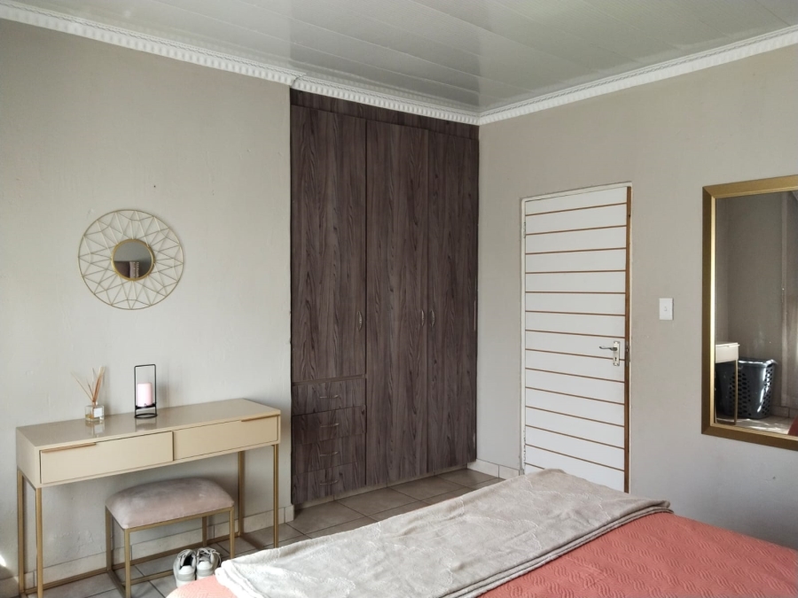 3 Bedroom Property for Sale in Kookrus Gauteng