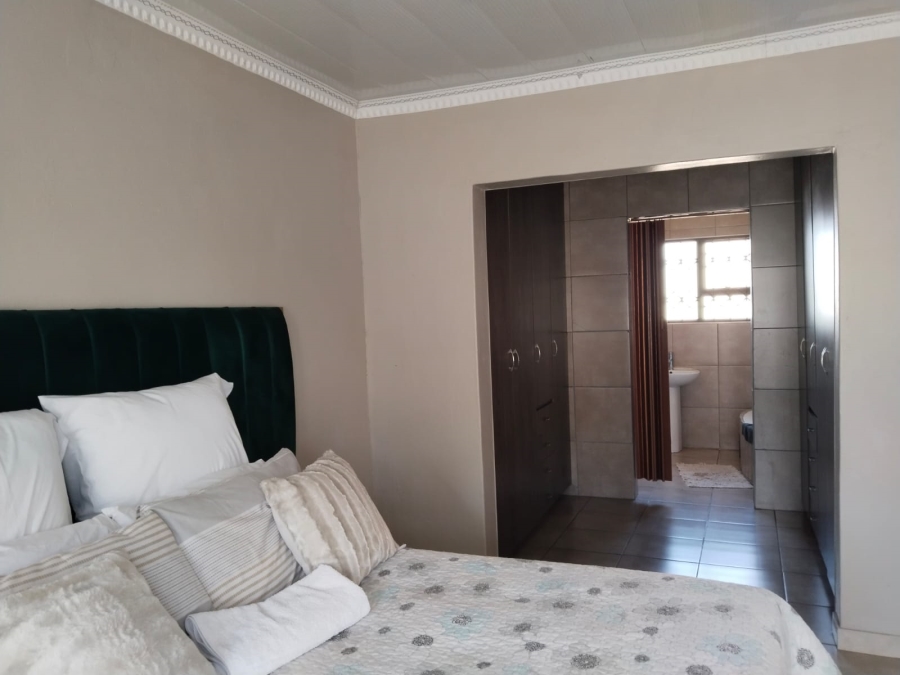 3 Bedroom Property for Sale in Kookrus Gauteng