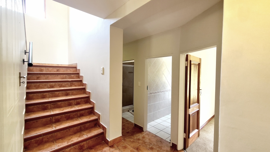 To Let 3 Bedroom Property for Rent in Leeuwfontein Gauteng