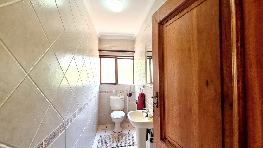 To Let 3 Bedroom Property for Rent in Leeuwfontein Gauteng