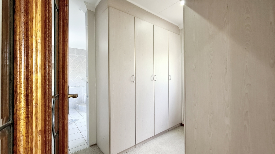 To Let 3 Bedroom Property for Rent in Leeuwfontein Gauteng