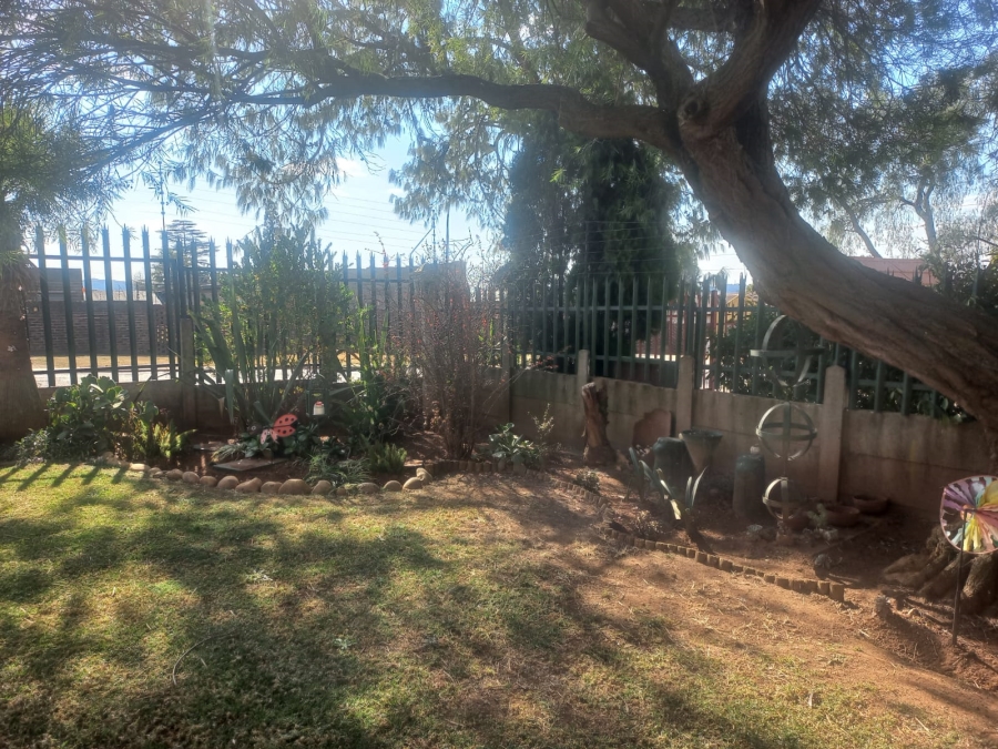 3 Bedroom Property for Sale in Rensburg Gauteng