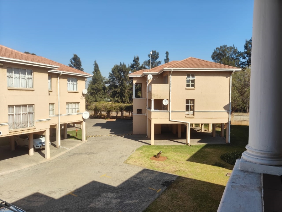 To Let 2 Bedroom Property for Rent in Three Rivers Proper Gauteng