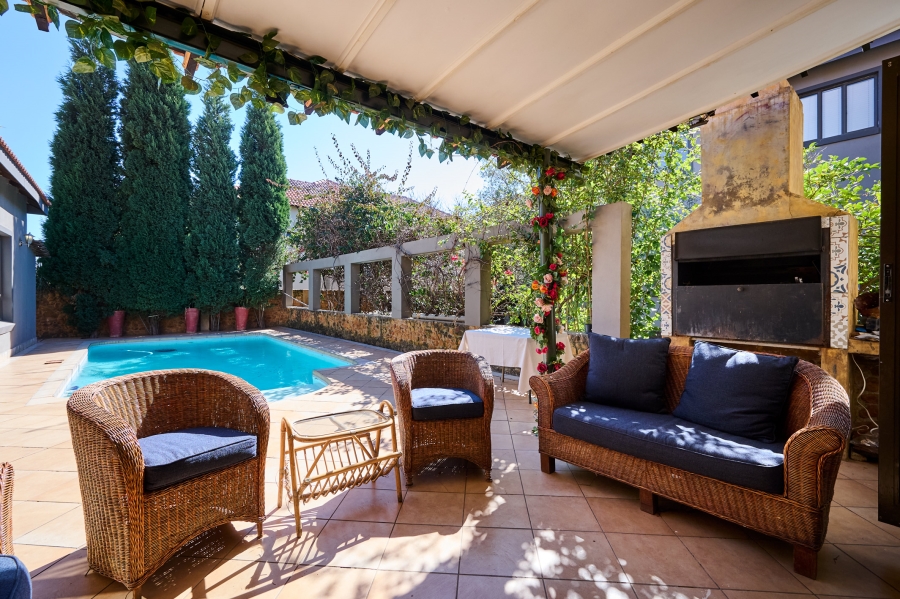 6 Bedroom Property for Sale in Carlswald North Estate Gauteng