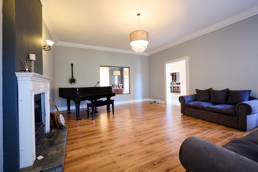 6 Bedroom Property for Sale in Carlswald North Estate Gauteng