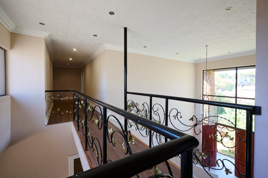 6 Bedroom Property for Sale in Carlswald North Estate Gauteng