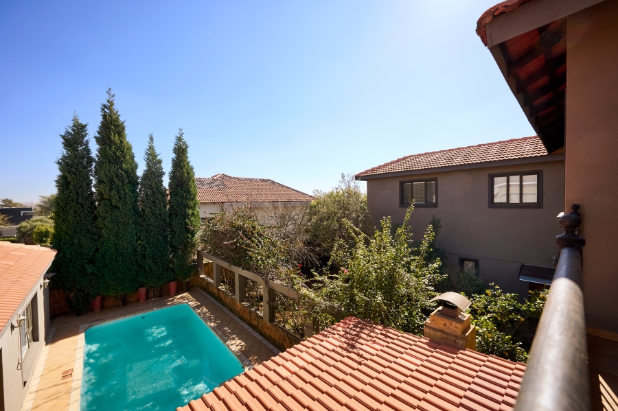 6 Bedroom Property for Sale in Carlswald North Estate Gauteng