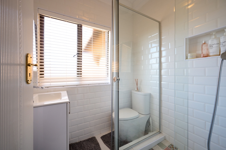6 Bedroom Property for Sale in Carlswald North Estate Gauteng