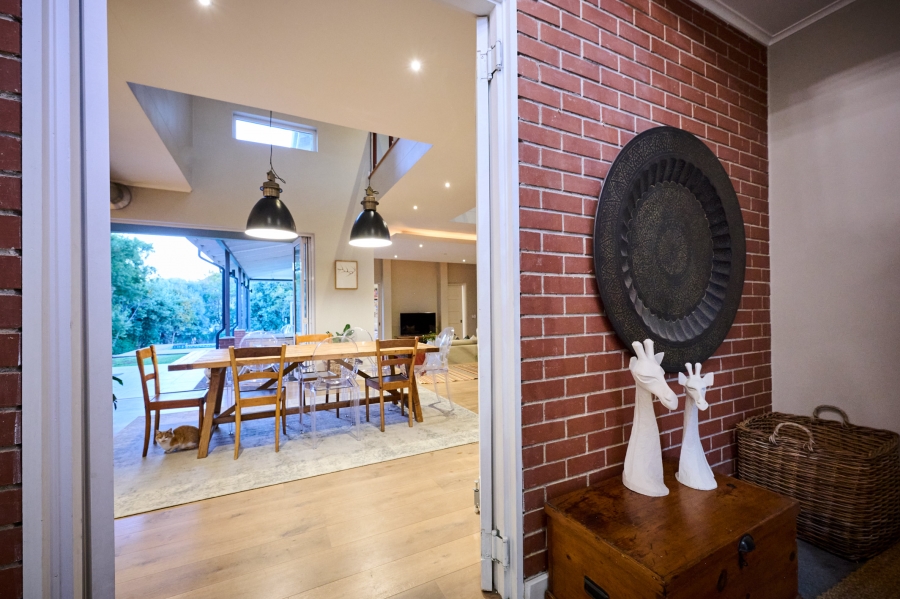5 Bedroom Property for Sale in Waterfall Country Estate Gauteng