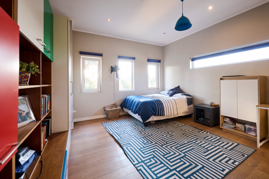5 Bedroom Property for Sale in Waterfall Country Estate Gauteng
