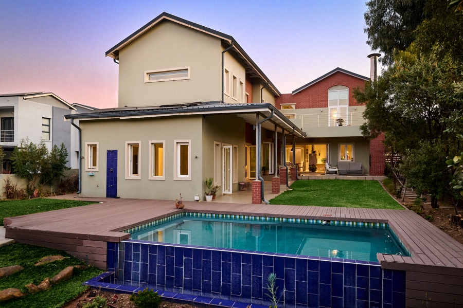 5 Bedroom Property for Sale in Waterfall Country Estate Gauteng