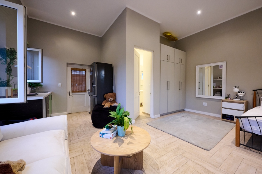 5 Bedroom Property for Sale in Waterfall Country Estate Gauteng