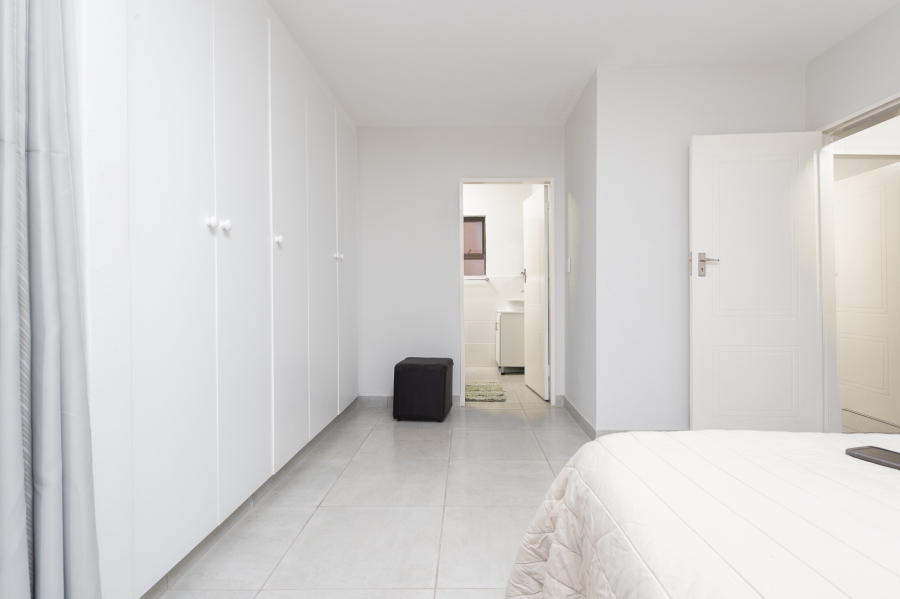 3 Bedroom Property for Sale in Mulbarton Gauteng