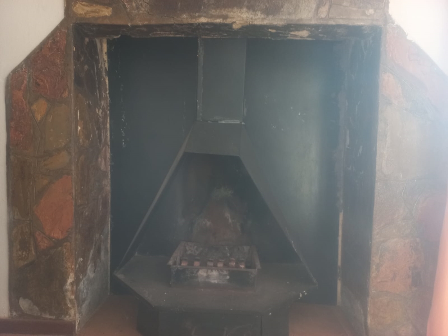 4 Bedroom Property for Sale in Rensburg Gauteng