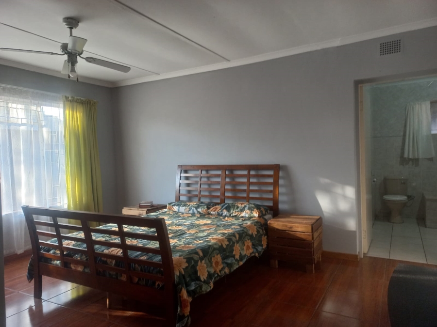 4 Bedroom Property for Sale in Rensburg Gauteng