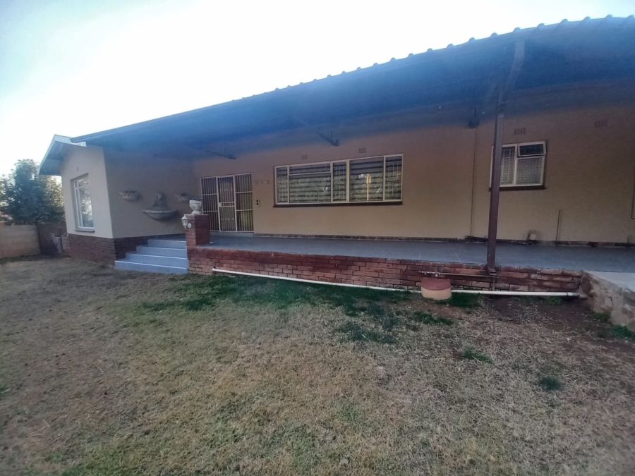 4 Bedroom Property for Sale in Rensburg Gauteng