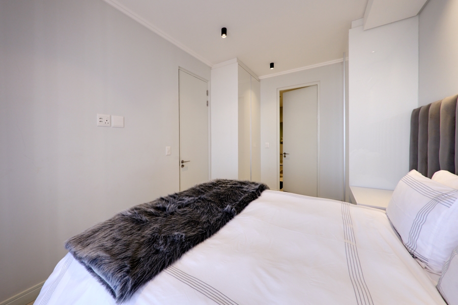 1 Bedroom Property for Sale in Waterfall Gauteng