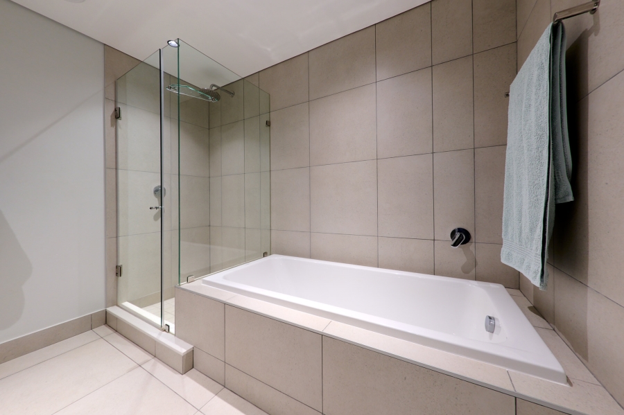1 Bedroom Property for Sale in Waterfall Gauteng