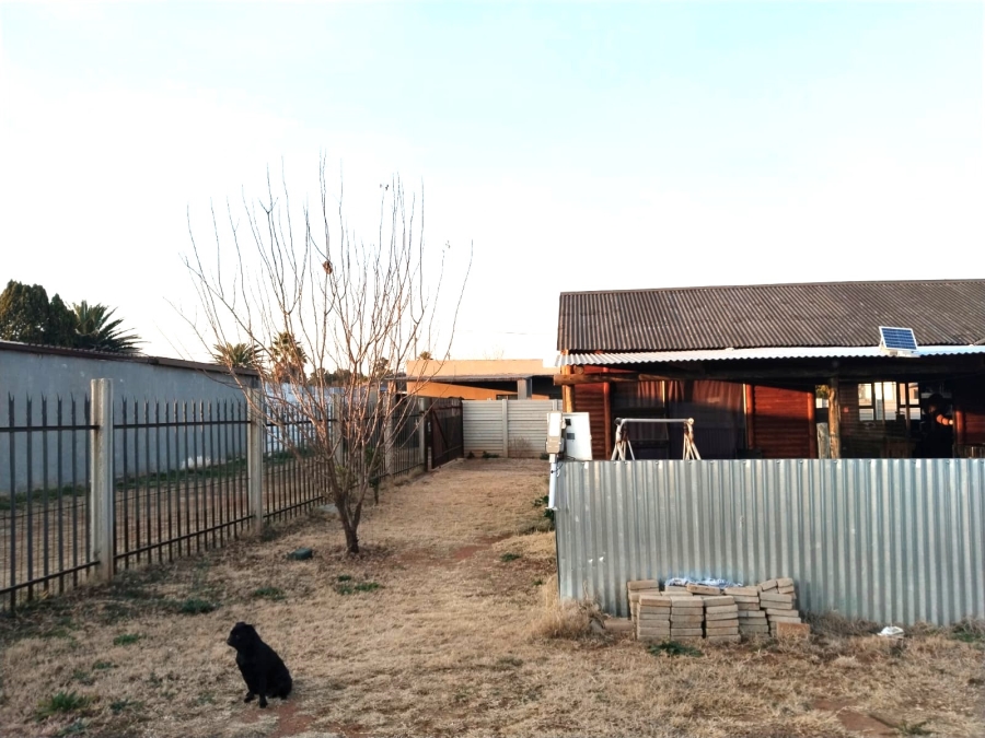 4 Bedroom Property for Sale in Rothdene Gauteng