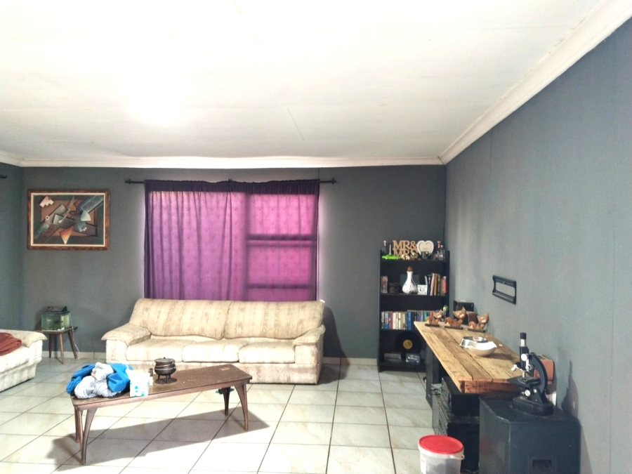 4 Bedroom Property for Sale in Rothdene Gauteng