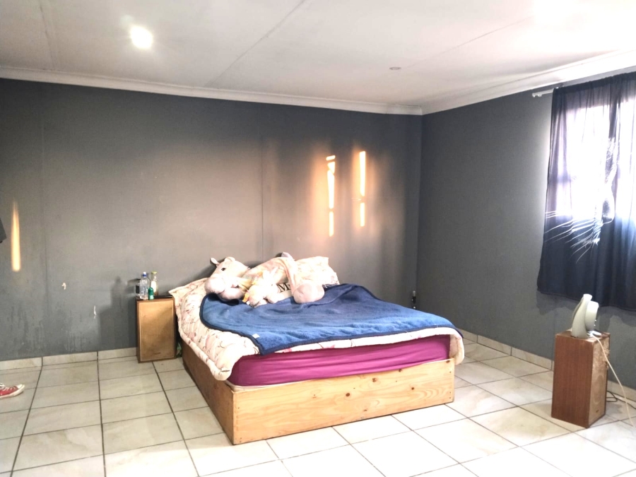 4 Bedroom Property for Sale in Rothdene Gauteng