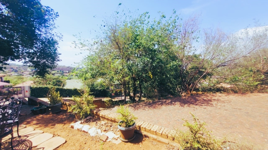 3 Bedroom Property for Sale in Mulbarton Gauteng