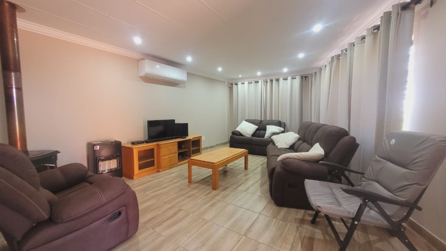 3 Bedroom Property for Sale in Mulbarton Gauteng