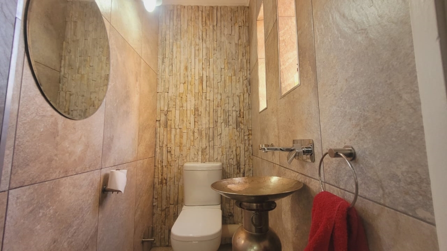3 Bedroom Property for Sale in Mulbarton Gauteng