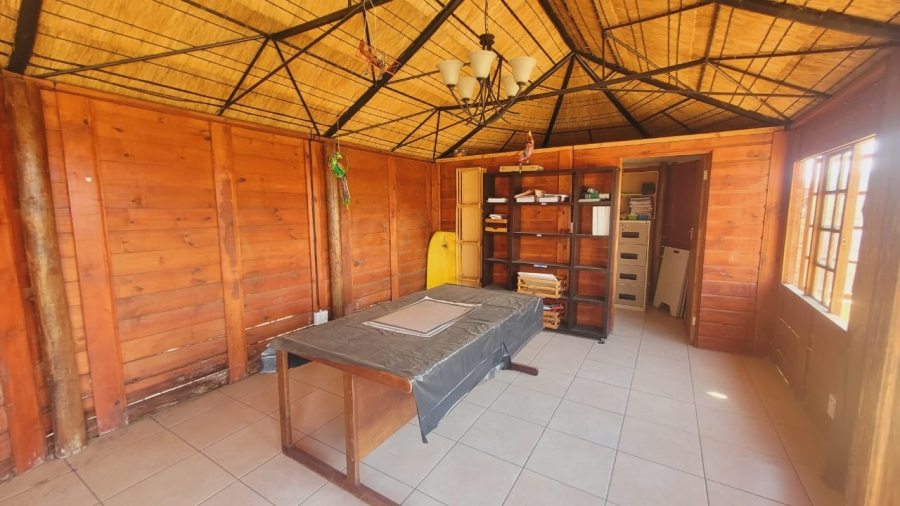 3 Bedroom Property for Sale in Mulbarton Gauteng