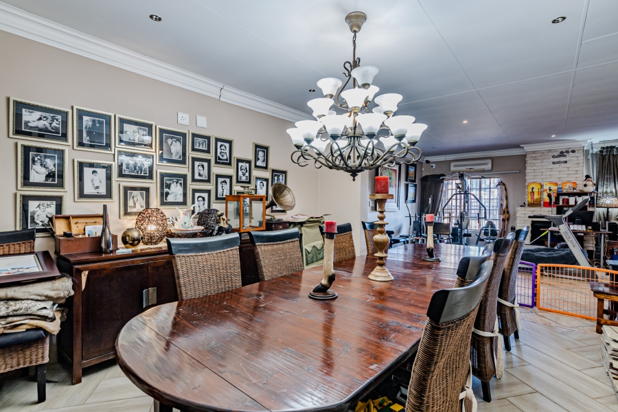 5 Bedroom Property for Sale in Amandasig Gauteng