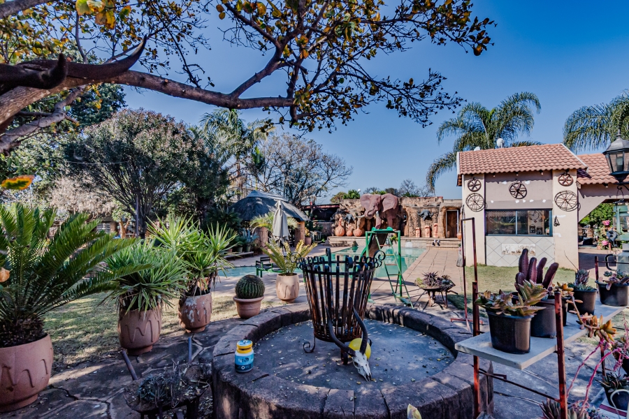 5 Bedroom Property for Sale in Amandasig Gauteng